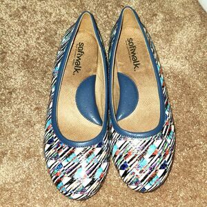 Size 9.5 Softwalk Womens Napa Multi color flats Abstract print